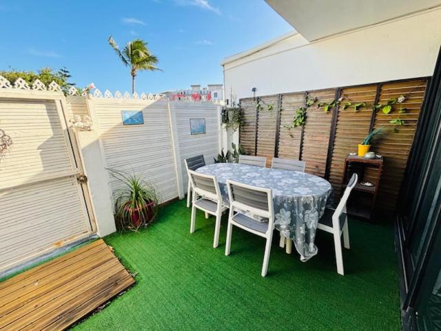 Tikaz Ravine A St Pierre Villa Сен-Пиер Екстериор снимка